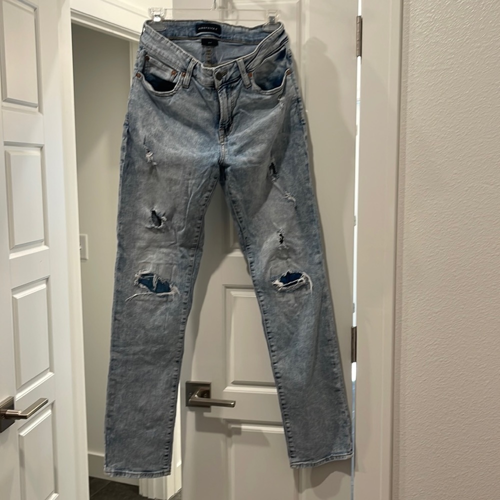 Men’s Aero slim distressed light wash jeans 30/34